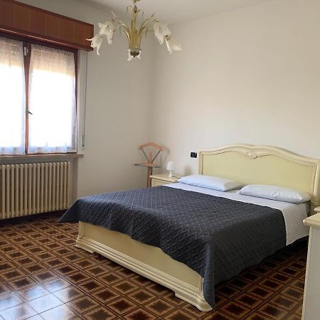דירות לאזיסה La Casa Di Thomas מראה חיצוני תמונה