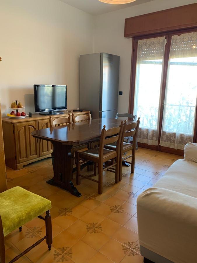 דירות לאזיסה La Casa Di Thomas מראה חיצוני תמונה